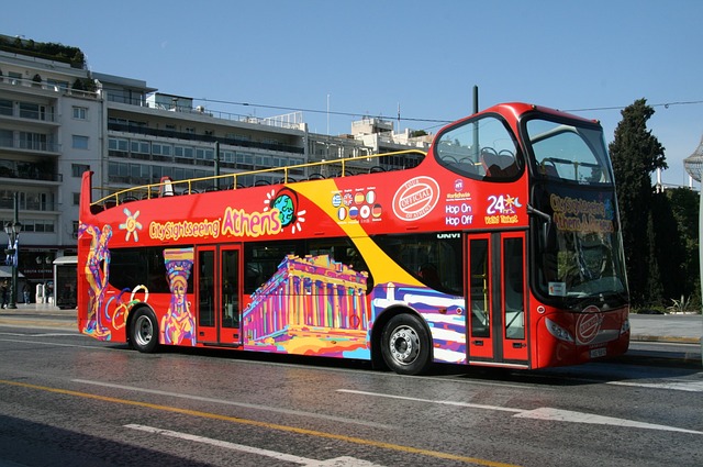 vyhlídkový autobus